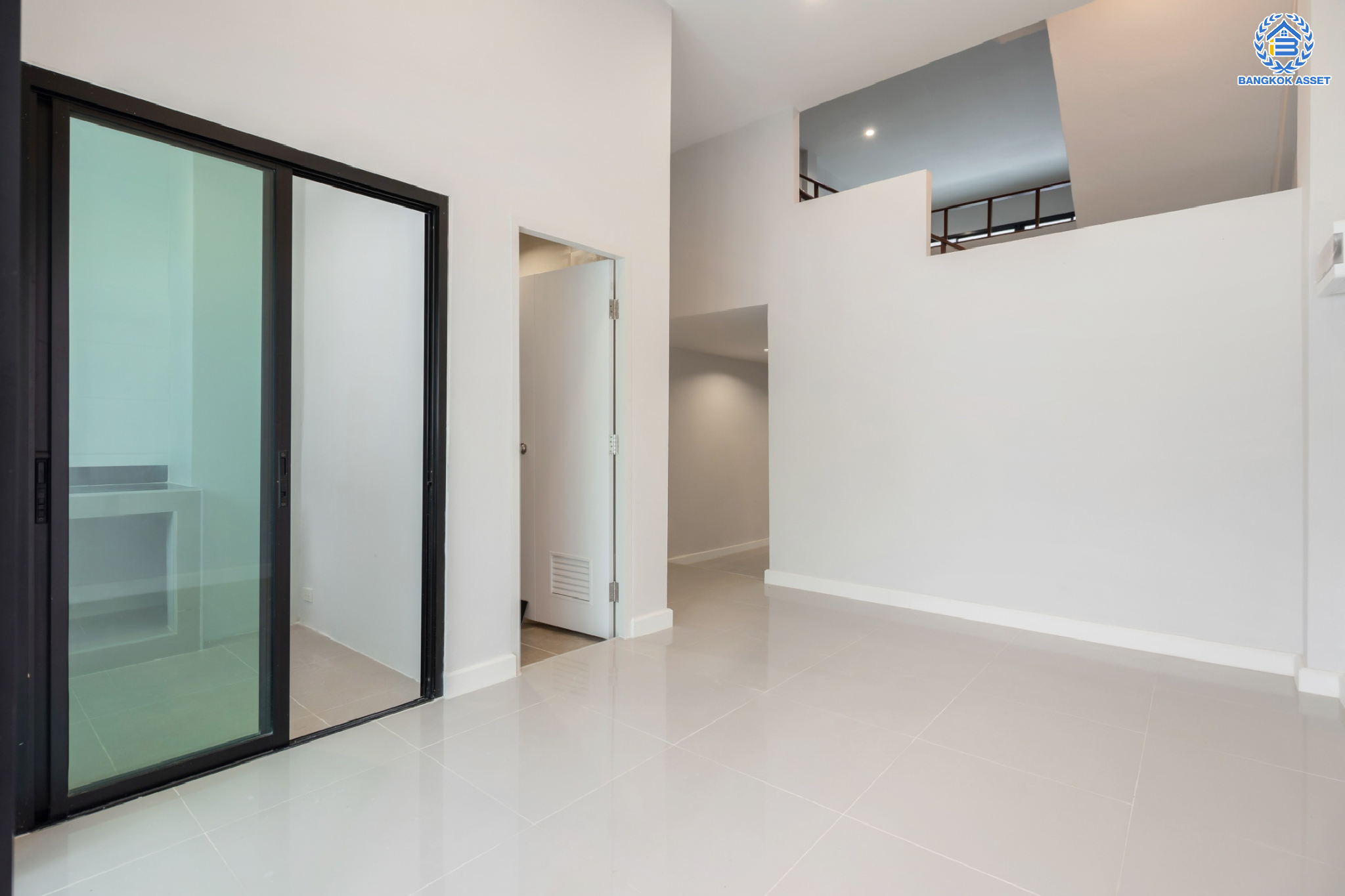 บ้านมือสองตกแต่งใหม่ ม.เน็พปาร์ควิลล่า เกษตร-นวมินทร์ ทาวน์โฮม 3 ชั้นหลังใหญ่ เนื้อที่ 30 ตร.ว. ฟังก์ชัน 3 ห้องนอน 4 ห้องน้ำ (ห้องนอนทุกห้องมีห้องน้ำในตัว) 1 ที่จอดรถ Living Roomก กว้างขวาง บนทำเลใจกลางเมือง! เชื่อมต่อทั้ง ถ.ประเสริฐมนูญกิจ, ถ.ลาดพร้าว, ถ.รามอินทรา ใกล้ The Walk เกษตรนวมินทร์, ทางด่วนรามอินทรา และรถไฟฟ้าสายสีน้ำตาล "สถานีโรงเรียนสตรีวิทยา2"...